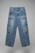Distressed blue jeans with zipper on lower leg